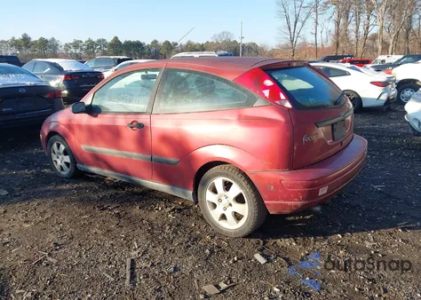 2001 Ford Focus Zx3 z USA, uszkodzony, nr VIN 3FAFP31311R128772